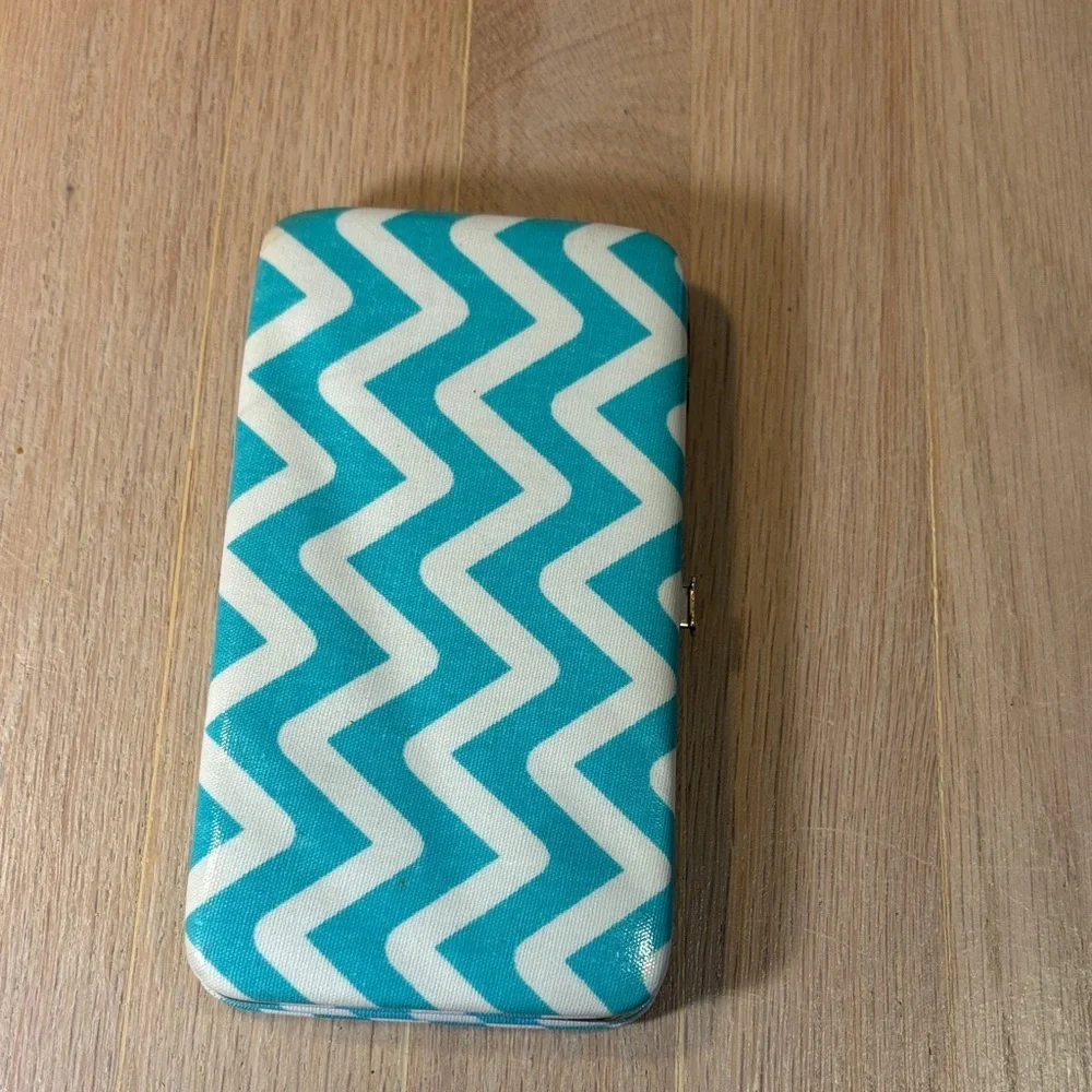 Source Unknown Blue and White Chevron Wallet